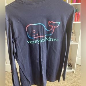 Navy blue long sleeve vineyard vine shirt